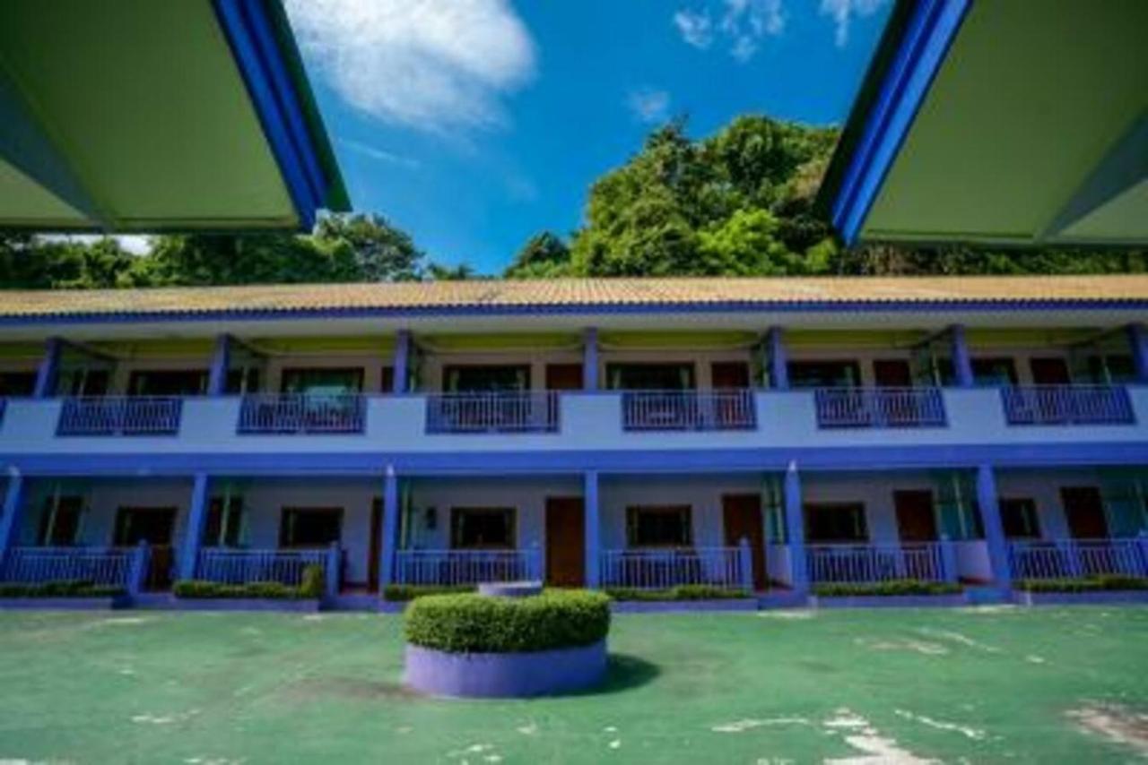 Phi Phi Don Chukit Resort Exterior foto